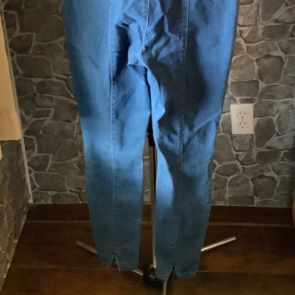 NWT Guess Jessie Utility Fitted Denim Jumpsuit 6 - Picture 2 of 14